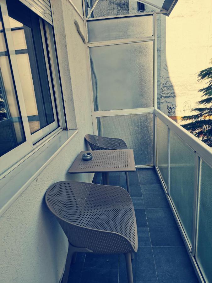 Clock Tower Apartments Подгорица Екстериор снимка